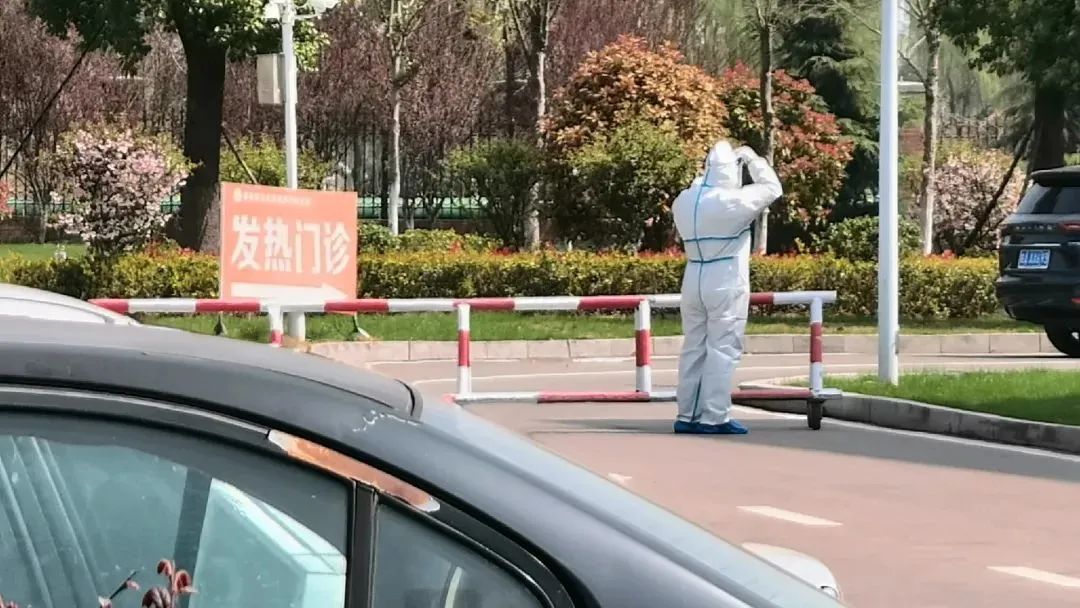 以青春之熱血，守護一方平安——鳳凰醫院發熱門診醫護團隊榮獲第十屆“淮南青年五四獎章